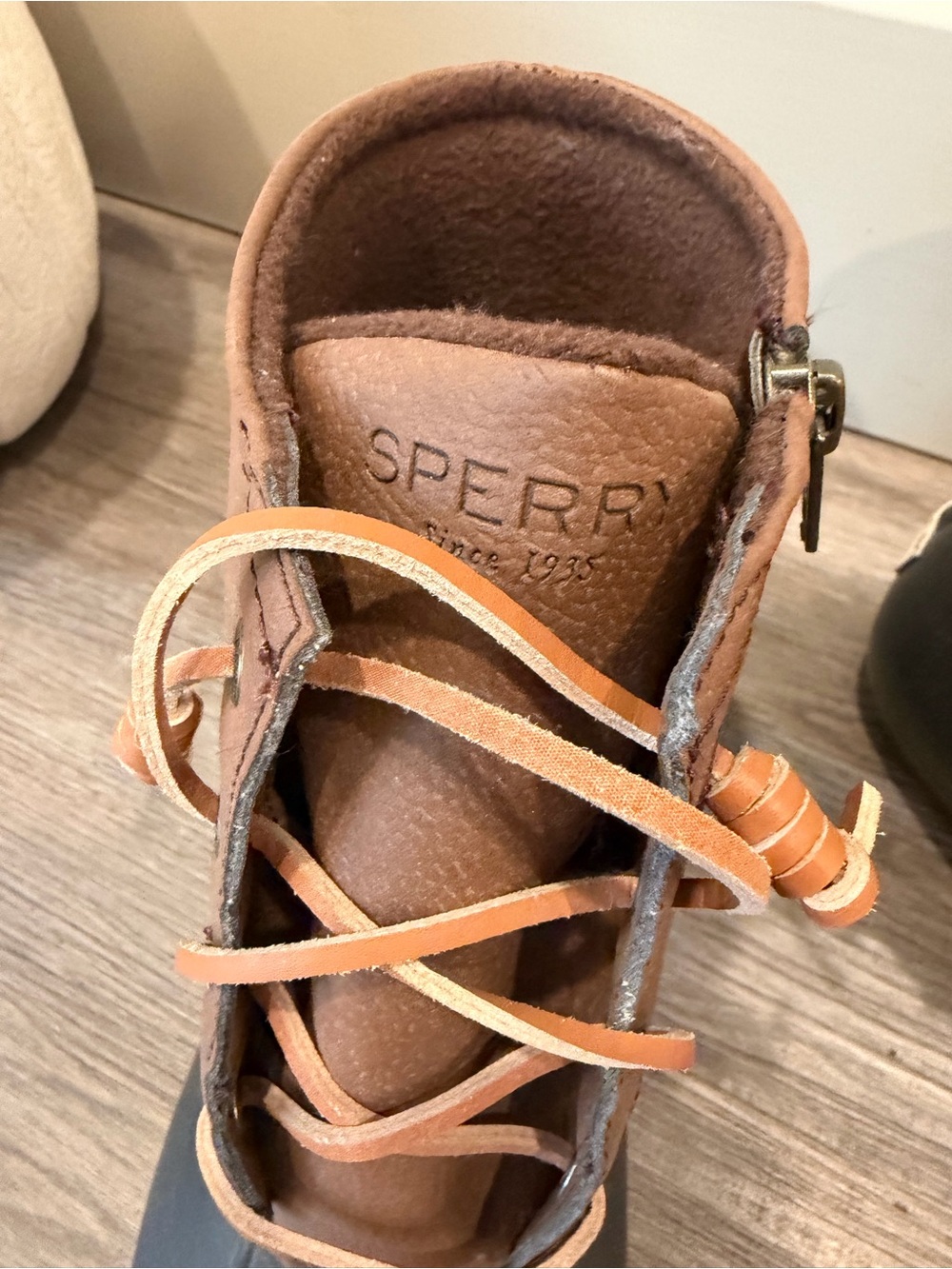 Sperry Brown Tan Leather Lace-Up Winter Boot